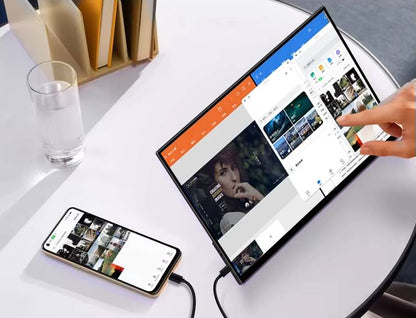 SemoVue™ - 18.5 inch Portable Gaming Monitor